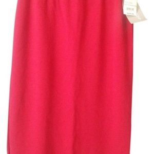Worthington Red Softwear Knits Skirt Size Small Straight NWT